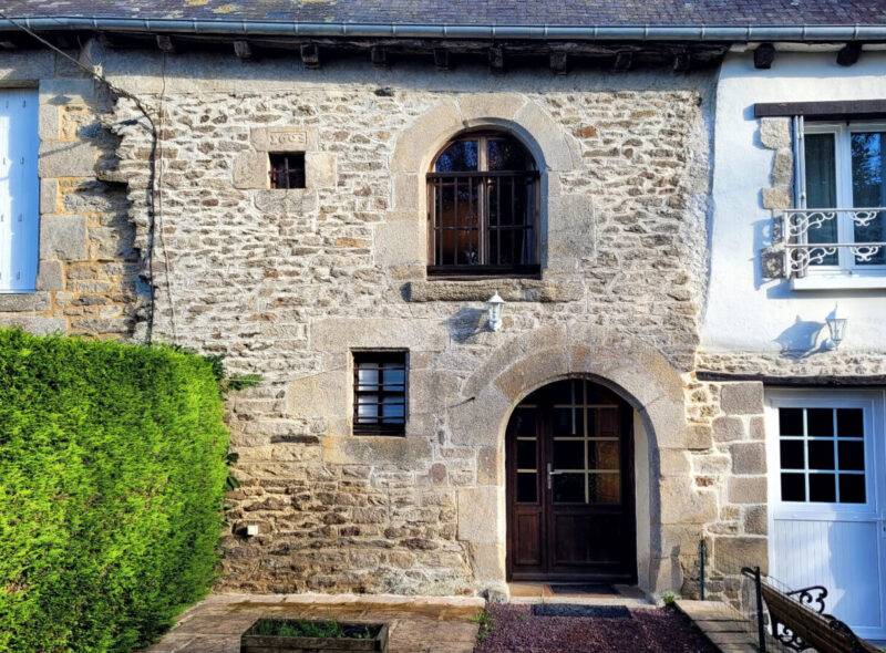 Exclusivité : Maison mitoyenne à PLUMAUDAN