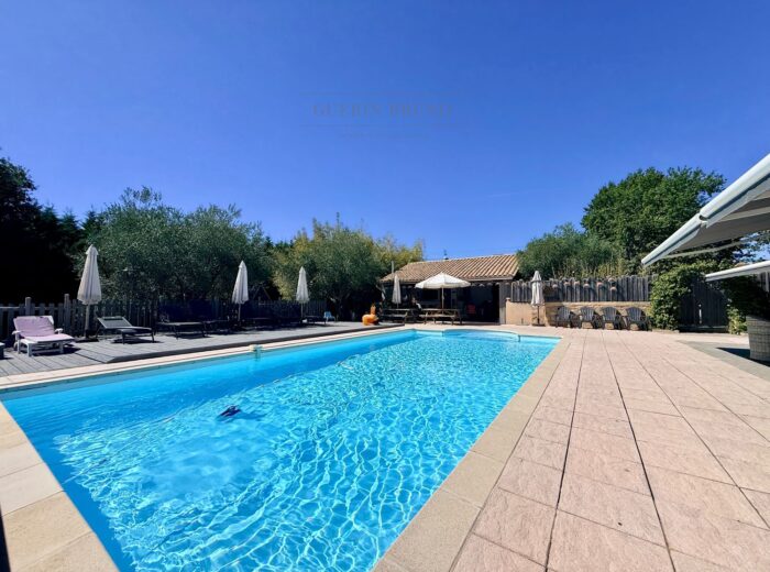 BERGERAC – VILLA FAMILIALE AVEC PISCINE – Maison ancienne à Bergerac