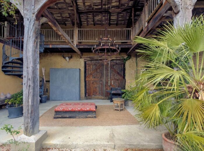 Maison de Charme à Laguian-Mazous – Maison ancienne à Estampes