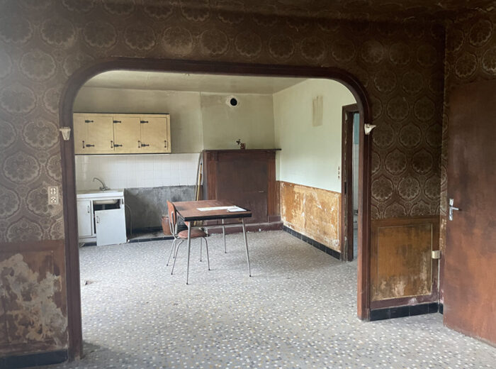 Maison et dépendances à rénover Plenee Jugon – grand terrain – Maison à rénover à plenée jugon