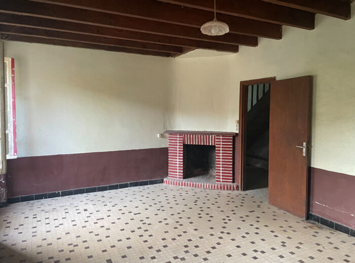Maison et dépendances à rénover Plenee Jugon – grand terrain – Maison à rénover à plenée jugon