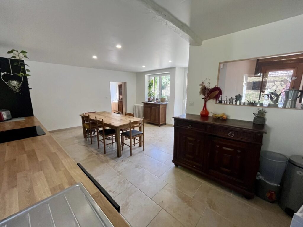 Belle maison de caractère rénovée, 4 chambres, dépendances, 1,7ha de… – Maison de caractère à Maubourguet