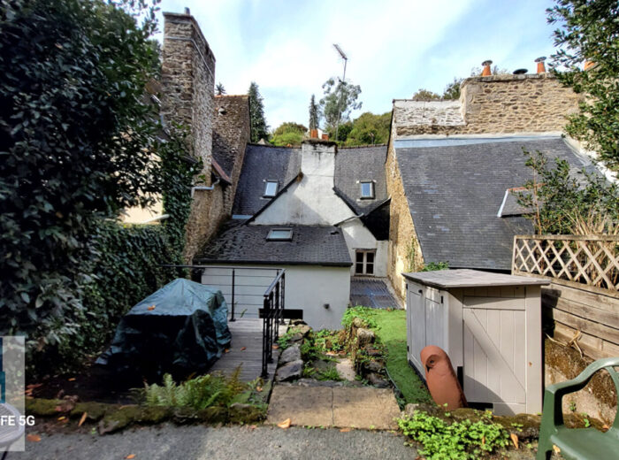 Maison à Colombages Dinan Historique 15ème – Maison ancienne à Dinan