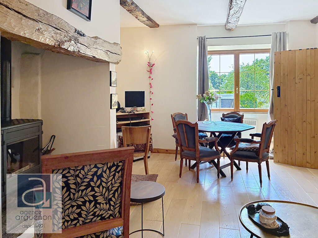 LANRELAS – Maison familiale et jardin bucolique à quelques… – Maison ancienne à LANRELAS