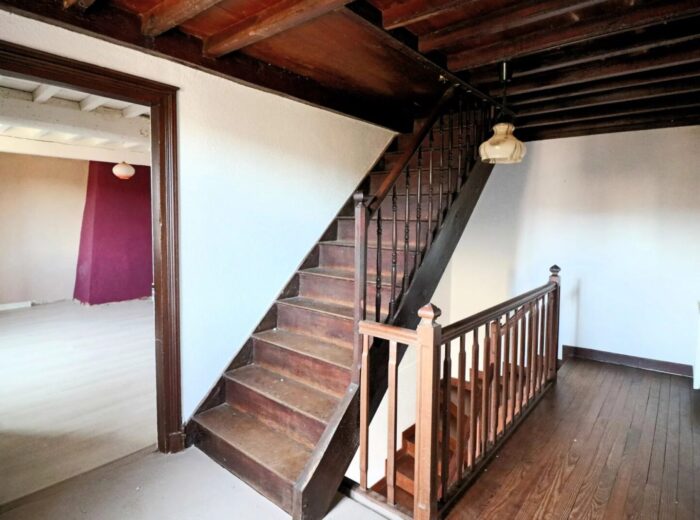 Fermette comprenant 4 chambres sur 6,35ha avec dépendances – Maison ancienne à Vic-en-Bigorre