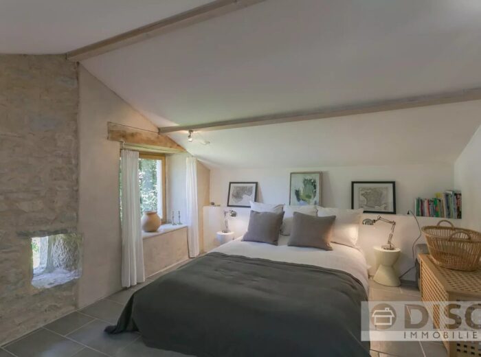 Belle maison moderne conçu par architecte avec petit jardin et… – Maison ancienne à Penne