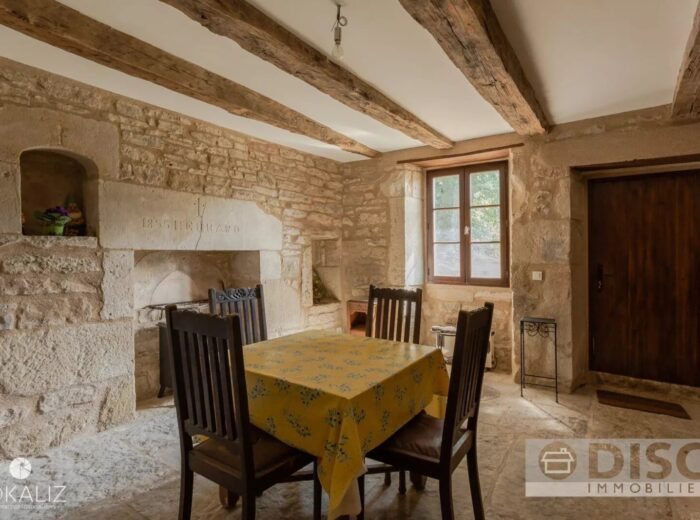 Magnifique propriété composé de quatre gîtes autour d&rsquo;une cour… – Corps de ferme à Castanet