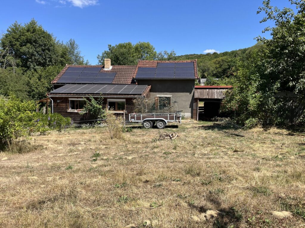 Maison à vendre à Chaumard – à seulement 2 minutes du lac de… – Maison ancienne à Chaumard