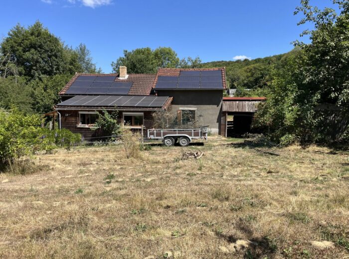 Maison à vendre à Chaumard – à seulement 2 minutes du lac de… – Maison ancienne à Chaumard
