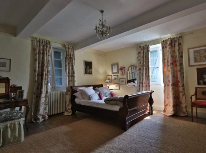 Une Rare Opportunité au Cœur de la Gascogne – Maison de maître à AIGNAN