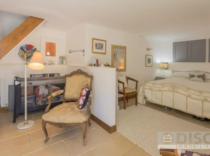 Propriété de charme avec piscine, jacuzzi et 7 hectares dans un… – Maison ancienne rénovée à Varen