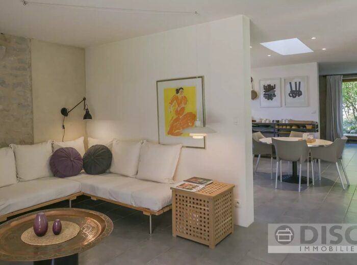 Belle maison moderne conçu par architecte avec petit jardin et… – Maison ancienne à Penne