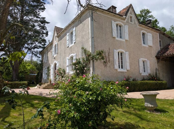 Belle maison de campagne à Madiran, 5 chambres – Maison ancienne à Madiran