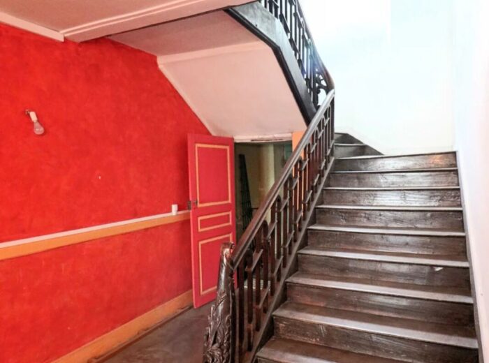 Grande maison de caractère/immeuble de rapport comprenant 7 chambres – Maison de caractère à Maubourguet
