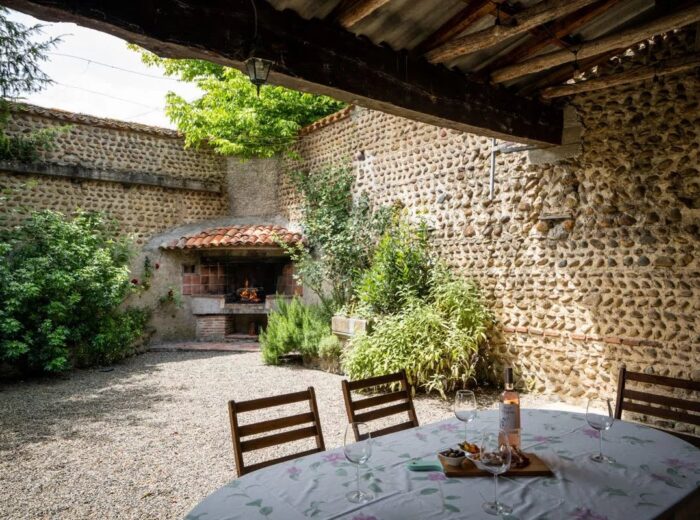 Maison de village en pierre du 19 siècle – Maison ancienne à Caixon