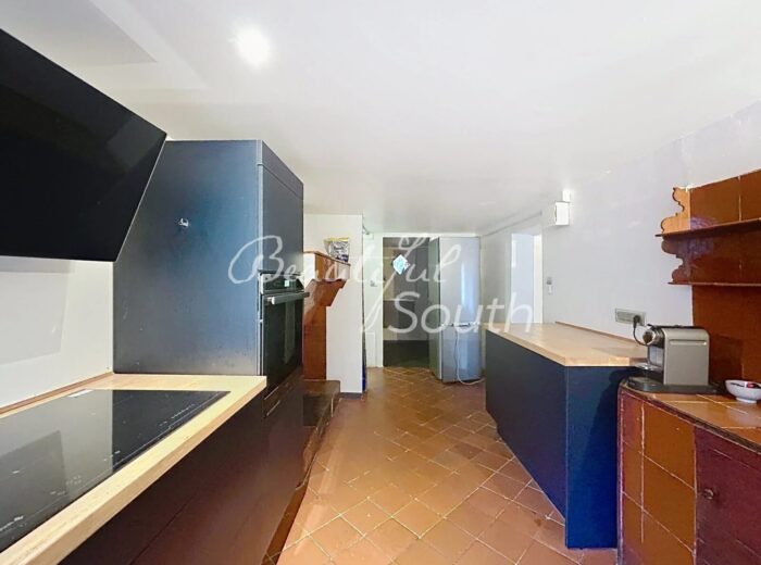 Appartement 3 pièces rénové au cœur de Perpignan – Appartement ancien à Perpignan