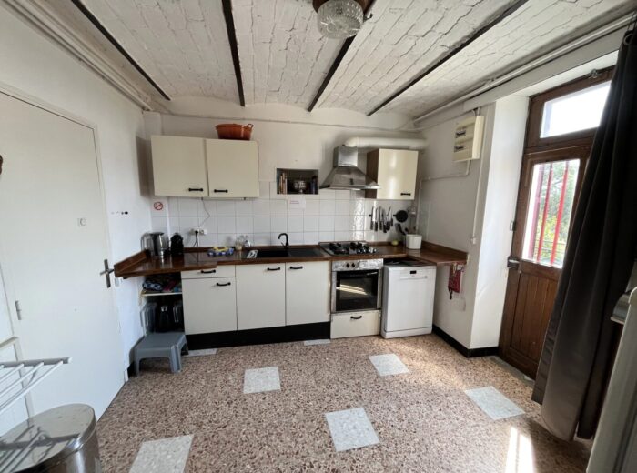 Grande maison au cœur du bourg de Lanty avec vue exceptionnelle – Maison ancienne à Lanty