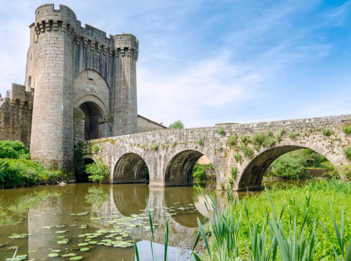 Porte Saint-Jacques – Propriété historique à Parthenay