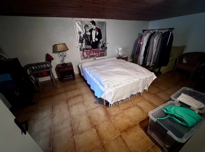 Vaste apt F4 dans maison bourgeoise, terrasses, atelier, cave – Appartement ancien à Perpignan