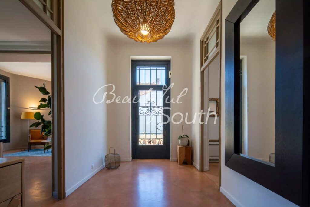 Maison de maître avec piscine à Torreilles – Maison de maître à Torreilles