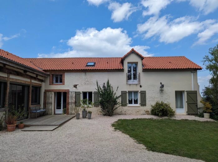 Ancienne ferme avec 6 chambre en très bonne état sur plus d&rsquo;un… – Corps de ferme à Lembeye