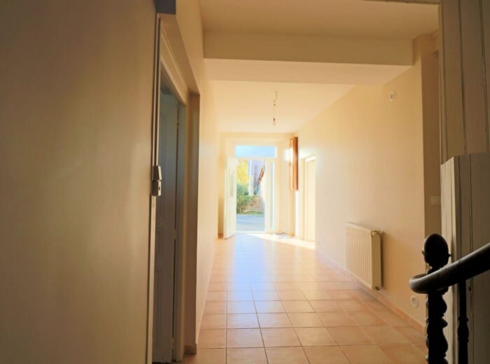Maison comprenant 5 chambres sur 1860m² avec grandes dépendances – Maison ancienne à Maubourguet