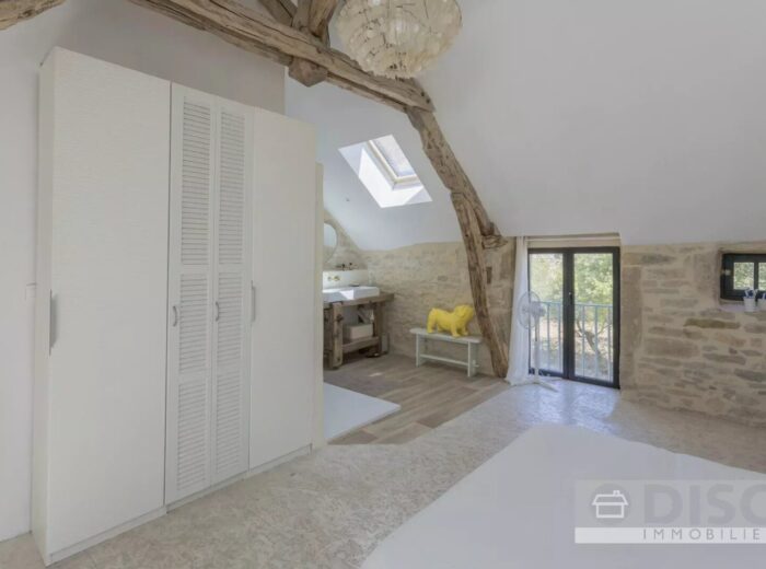 Belle maison en pierre mêlant charme et modernité avec terrain… – Maison en pierre à Caylus