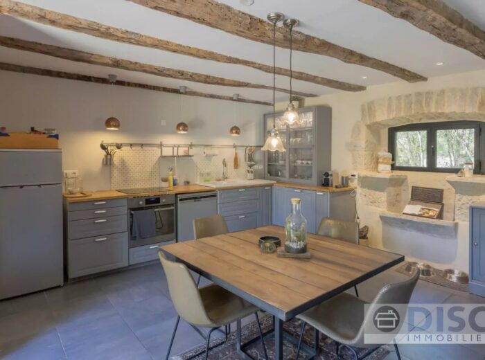 Belle maison en pierre mêlant charme et modernité avec terrain… – Maison en pierre à Caylus