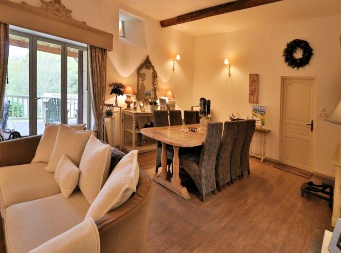 Maison de caractère, 4/5 chambres, 2503m² de terrain avec piscine – Maison de maître à Madiran