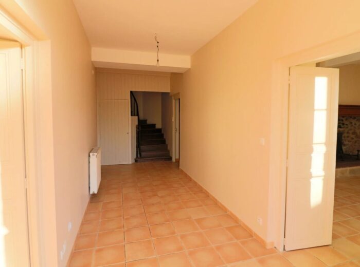 Maison comprenant 5 chambres sur 1860m² avec grandes dépendances – Maison ancienne à Maubourguet