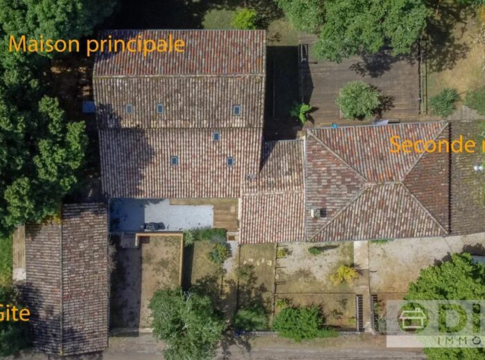 Grande propriété rénovée avec spacieuse maison principale, gîte… – Domaine et propriété à Saint-Antonin-Noble-Val