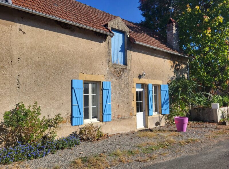 Appartement ancien avec jardin à Sémelay