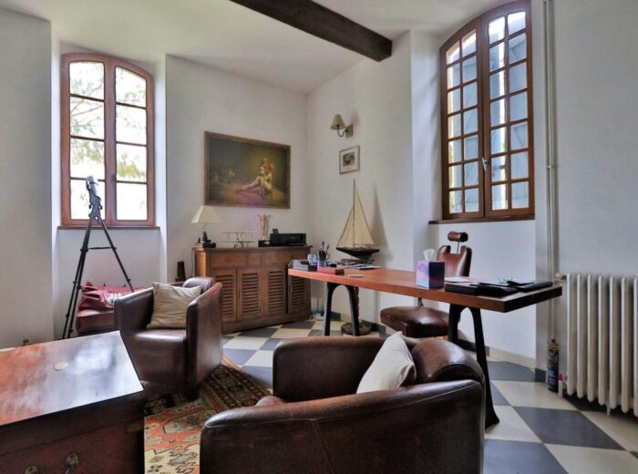 Maison de caractère, 4/5 chambres, 2503m² de terrain avec piscine – Maison de maître à Madiran