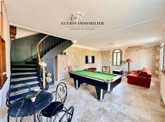 SUD BERGERAC – AUTHENTIQUE PROPRIÉTÉ EN – Château à Gageac-et-Rouillac
