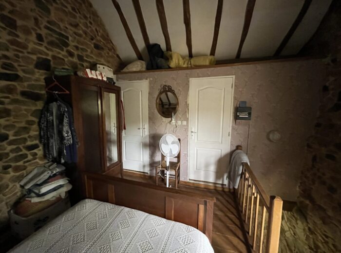 Maison rénovée dans le Sud Morvan – Maison ancienne rénovée à Chiddes