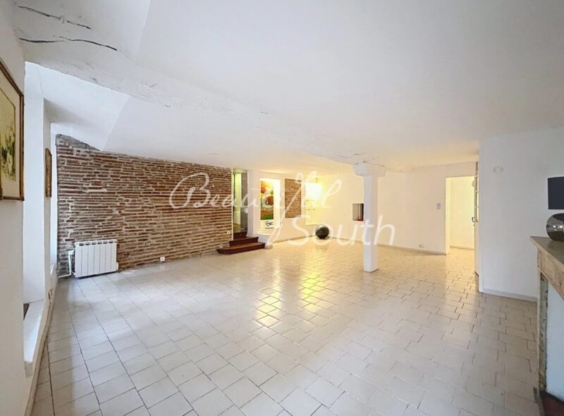 Appartement 3 pièces rénové au cœur de Perpignan