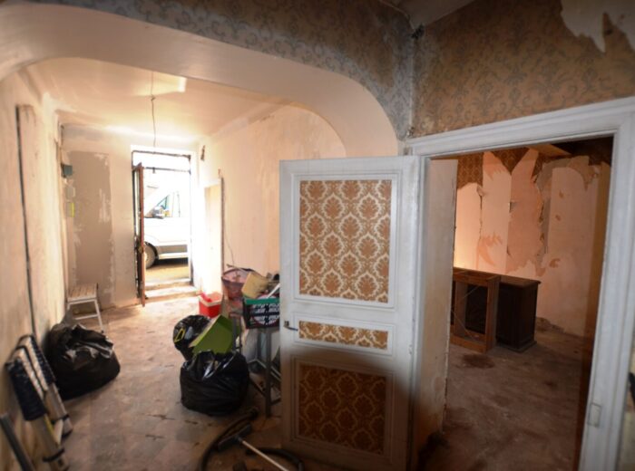 Exclusivité: immeuble (maison à usage d&rsquo;habitation avec garage… – Maison à rénover à Condom