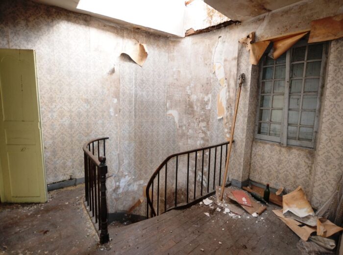 Exclusivité: immeuble (maison à usage d&rsquo;habitation avec garage… – Maison à rénover à Condom