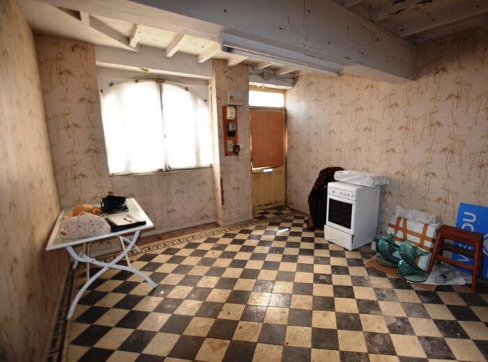 À vendre sur Vic-Fezensac, Gers: Maison à rénover entièrement (sauf… – Maison à rénover à Vic-Fezensac