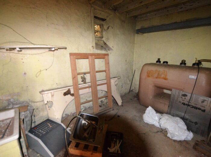 À vendre sur Vic-Fezensac, Gers: Maison à rénover entièrement (sauf… – Maison à rénover à Vic-Fezensac