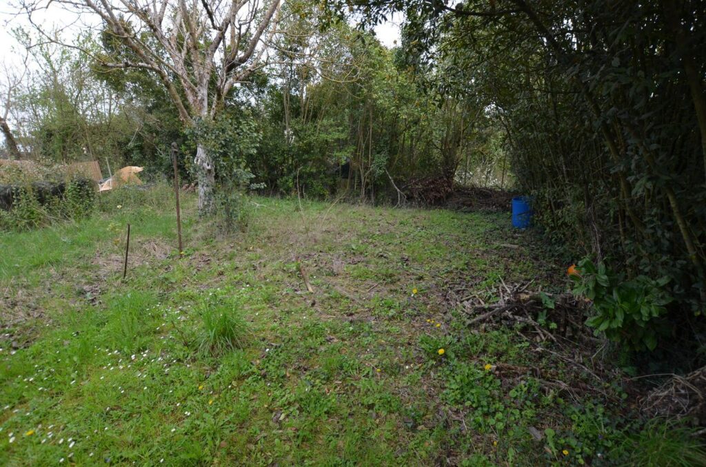 À vendre sur Vic-Fezensac, Gers: Maison à rénover entièrement (sauf… – Maison à rénover à Vic-Fezensac