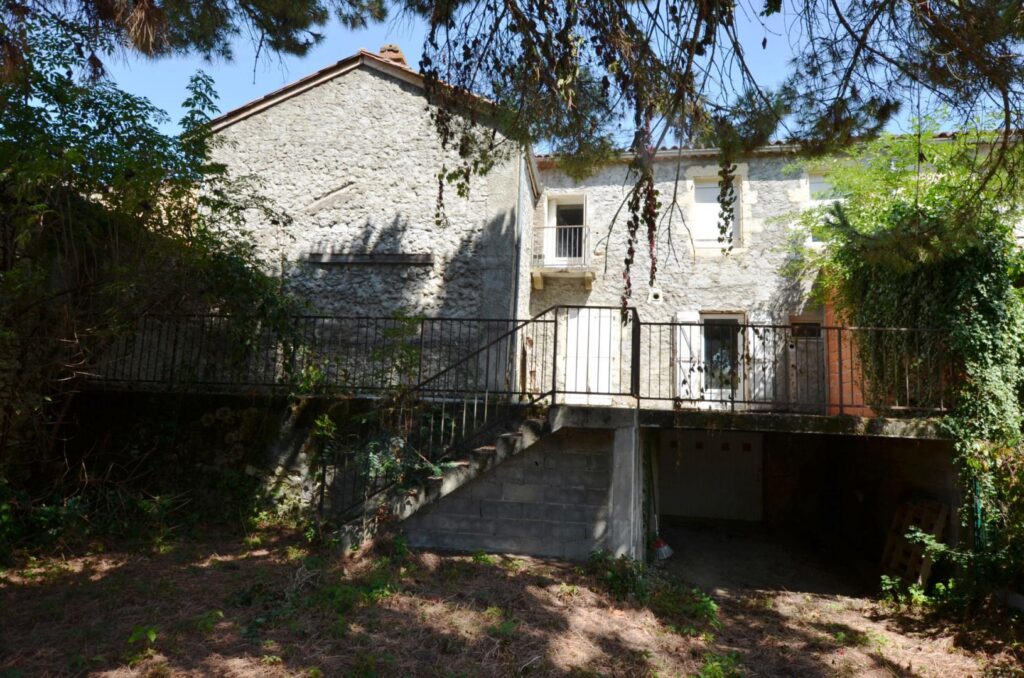A vendre, Castéra-Verduzan (Gers): Maison de village proche des… – Maison ancienne à CASTERA-VERDUZAN