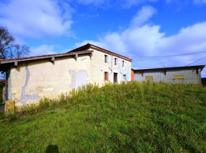 Prix en baisse! A vendre, proche Auch, Gers: ancien corps de ferme à… – Corps de ferme à PESSAN
