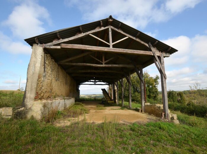 Prix en baisse! A vendre, proche Auch, Gers: ancien corps de ferme à… – Corps de ferme à PESSAN
