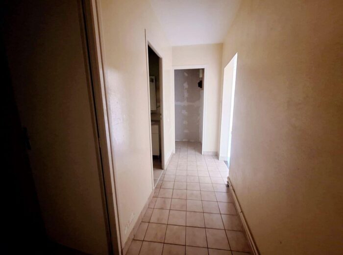 A vendre dans les Hautes-Pyrénées (65): située au cœur d&rsquo;un… – Maison ancienne à Pouy