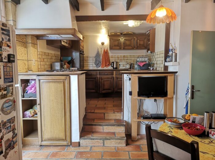Superbe propriété spacieuse en pierre de 4/5 chambres, nécessitant… – Maison ancienne à Condom