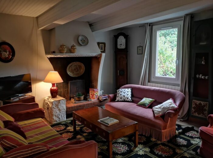 Prix en baisse! A vendre, maison de village dans le Gers : Spacieuse… – Maison ancienne à Plaisance