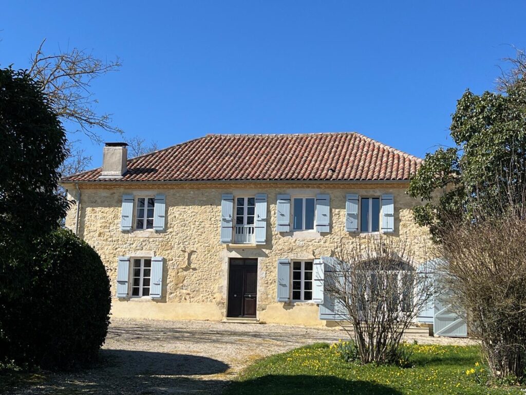 A vendre, Gers : Belle maison gasconne sur terrain avec prairies de… – Maison ancienne à Vic-Fezensac