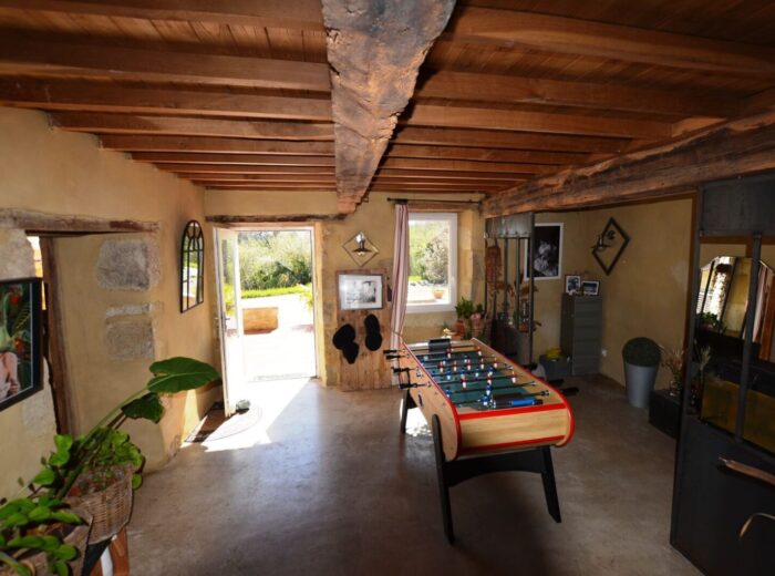 A vendre, secteur de Vic-Fezensac, Gers : Ensemble immobilier avec… – Maison ancienne rénovée à Vic-Fezensac