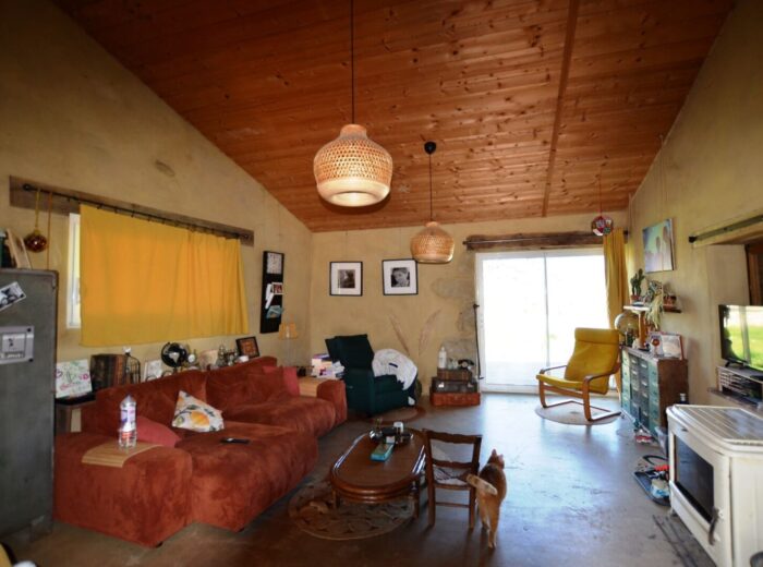 A vendre, secteur de Vic-Fezensac, Gers : Ensemble immobilier avec… – Maison ancienne rénovée à Vic-Fezensac